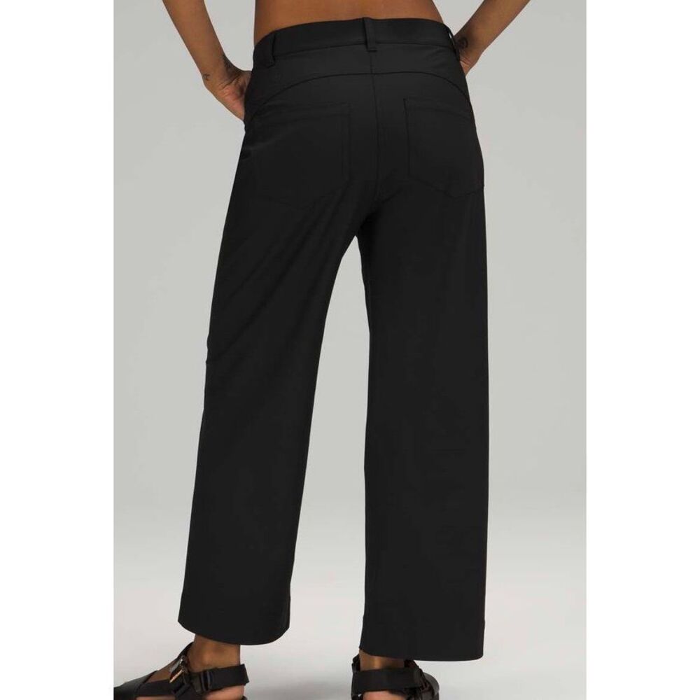 Lululemon City Sleek 5 Pocket Wide Leg High Rise 7/8 black Pants sz 27